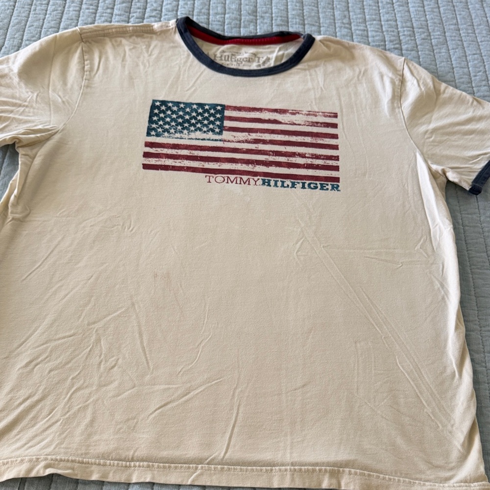 Tommy Hilfiger Cream Tee with Red & Blue Distressed Flag